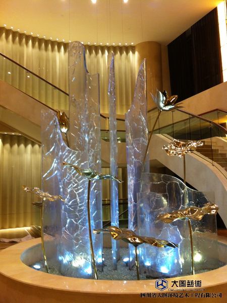 川威超大型水晶雕塑-水晶幕墙-冰裂纹水晶_33.JPG