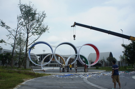 奥林匹克 雕塑 五环雕塑